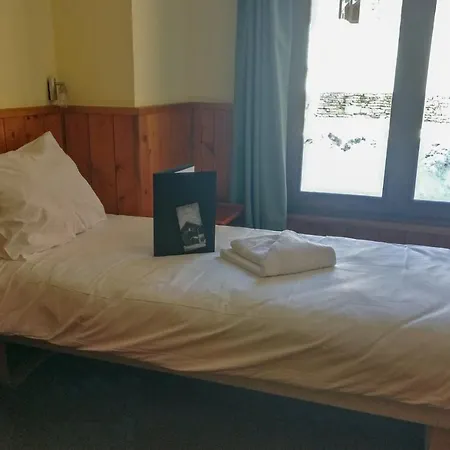 Chalethotel Belle Etoile מלון אלפה ד'הואז