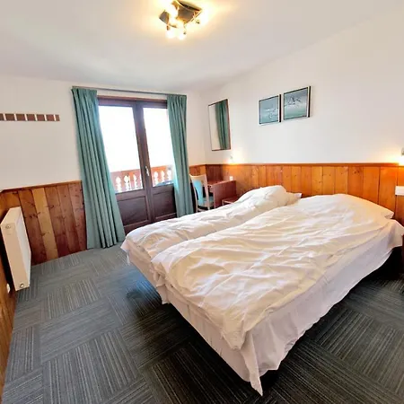 Chalethotel Belle Etoile מלון